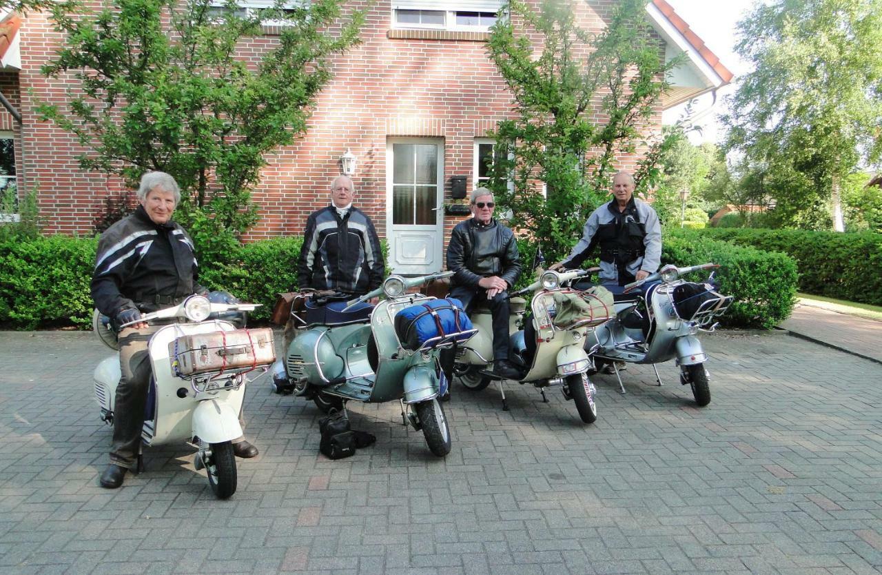 Pension Am Wiesengrund Detern Bagian luar foto